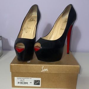 Christian louboutin highness 160 kid/patent toe